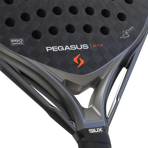 SIUX PEGASUS PRO FIRE RED 2026