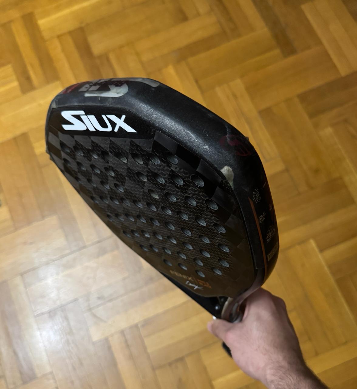 SIUX FENIX BLACK 2025